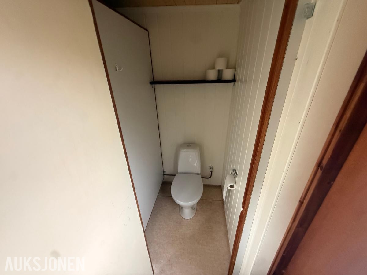 Mobil sanitærvogn med WC, dusj og varmtvann